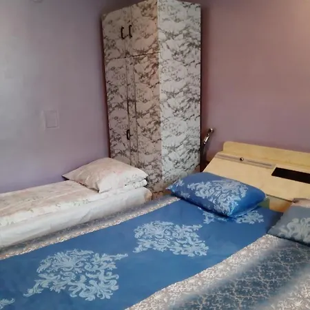 Mir Guest house *